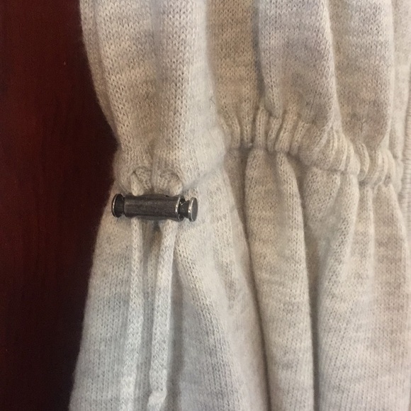 Light weight hooded tunic full zip sweater - Picture 4 of 5